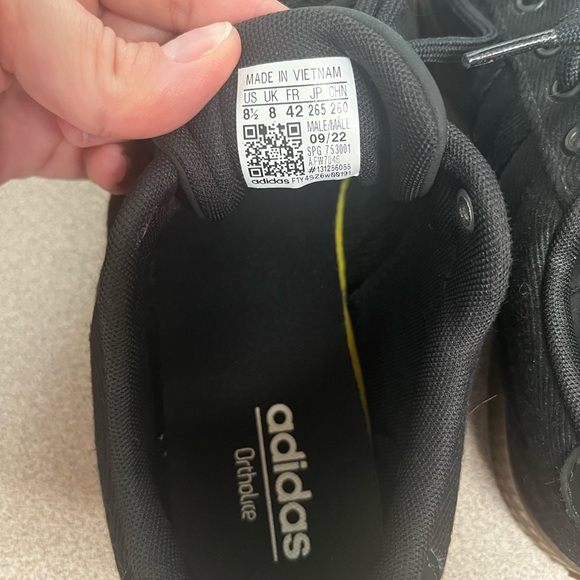 adidas Men's Black Sneakers with Brown Sole - Picture 4 of 4